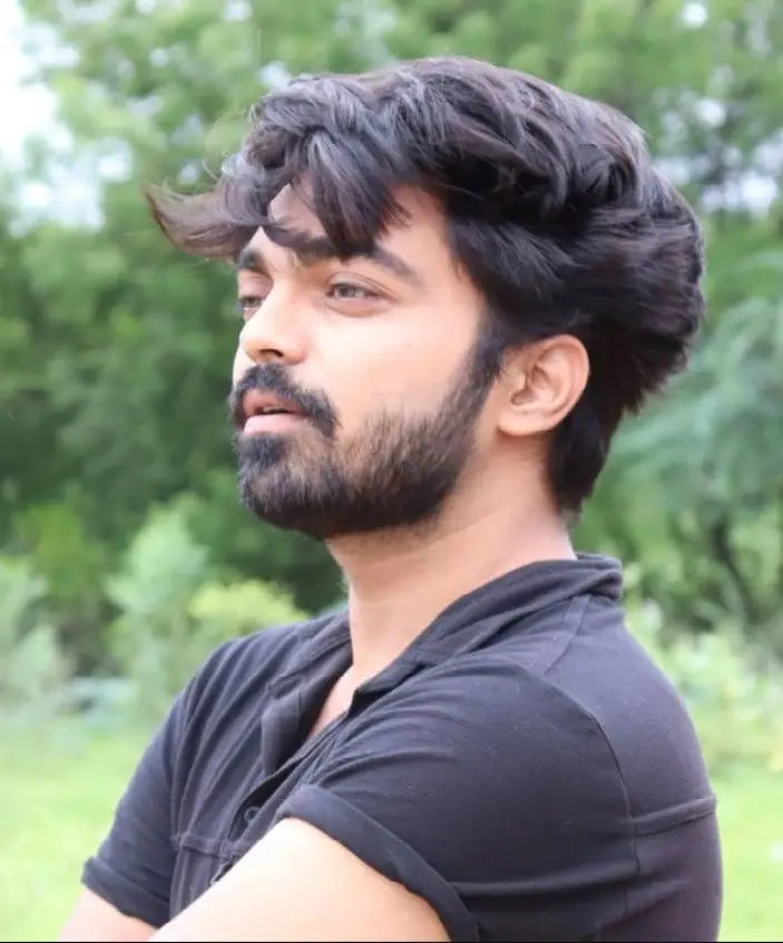 Team member at The Red Owl Media working in business development and client growth